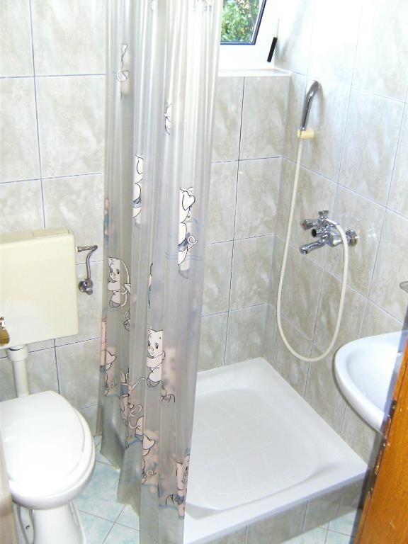 Pansion Pero Elez Medjugorje Hotell Exteriör bild